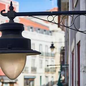  Apartamento Spacious Bairro Alto With Courtyard, By Timecooler