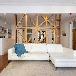 Pombalino Design Em Baixachiado Apartment