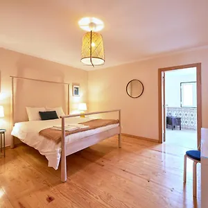  Apartamento Renovated And Spacious Duplex With Patio, By Timecooler